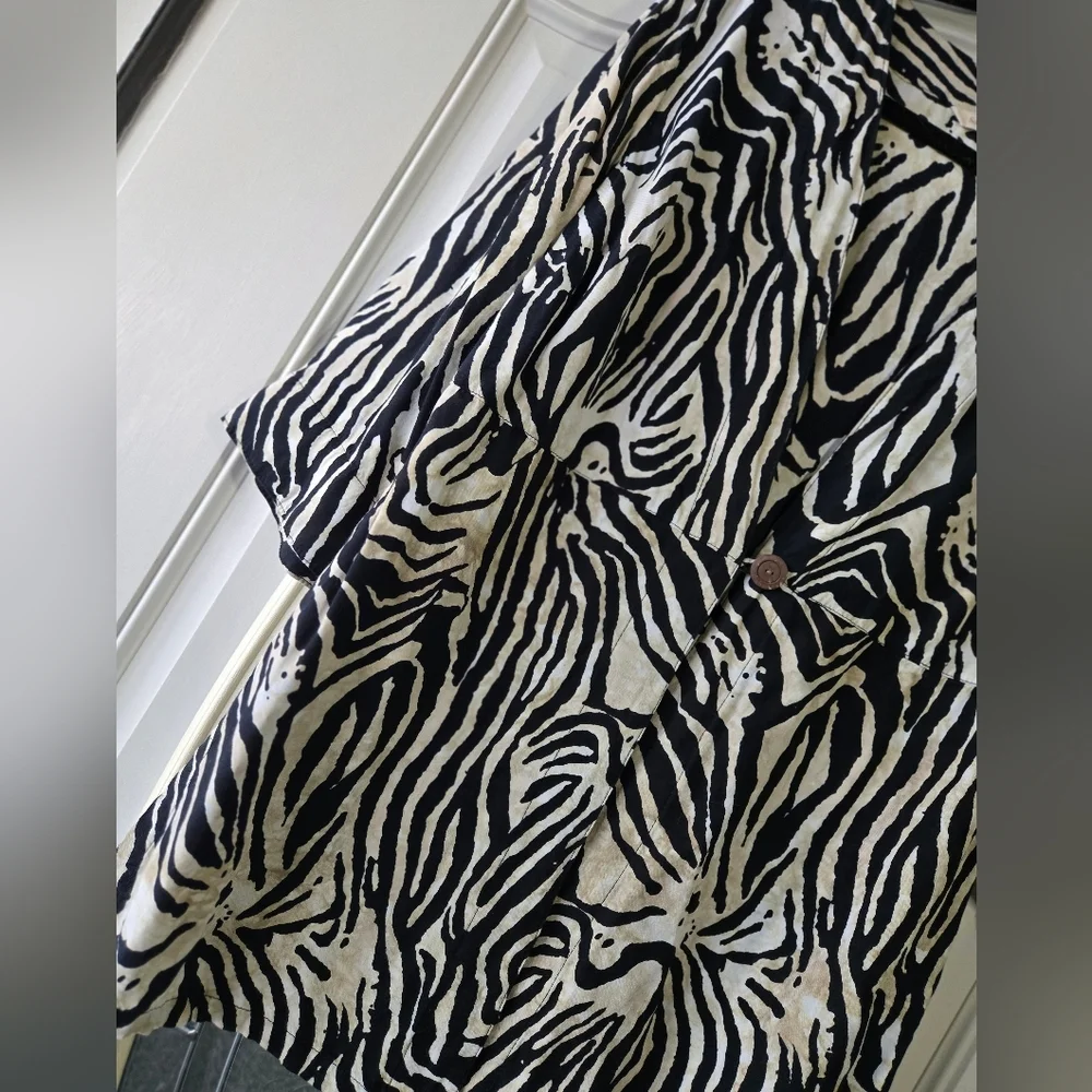 Soft Surroundings Black and Cream Animal‎ Print Single Button Cardigan ~ Small